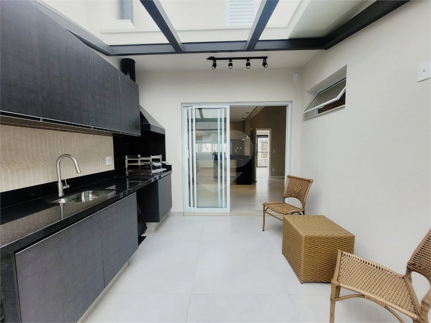 Casa à venda com 3 quartos, sendo 1 suíte, em Jardim Bom Sucesso, Indaiatuba, SP