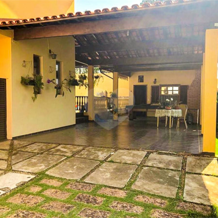 Casa à venda com 3 quartos, sendo 1 suíte,  no condomínio Vivenda das Vinhas, Vinhedo - SP