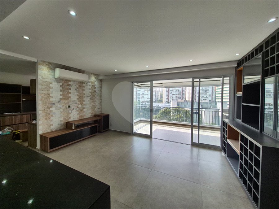 Apartamento à venda com 4 quartos, sendo 2 suítes, em Jardim Vazani, São Paulo, SP