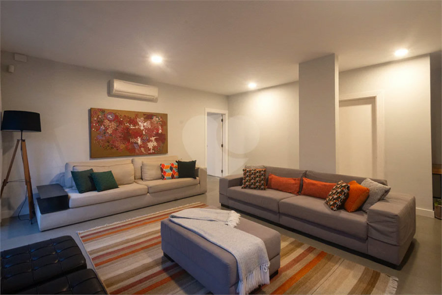 Exclusividade na Vila Ipojuca – Casa com vista deslumbrante e lazer completo
