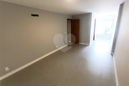 Apartamento à venda com 2 quartos, sendo 1 suíte,  em Maracanã, Rio de Janeiro, RJ