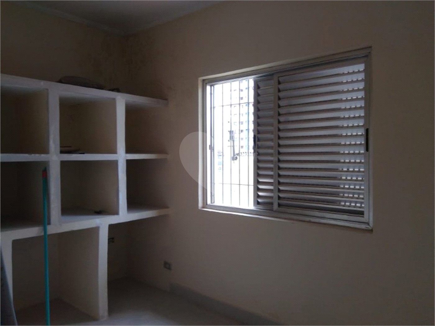 Casa Térrea à venda com 4 quartos, sendo 1 suíte, em Vila Rosália, Guarulhos, SP