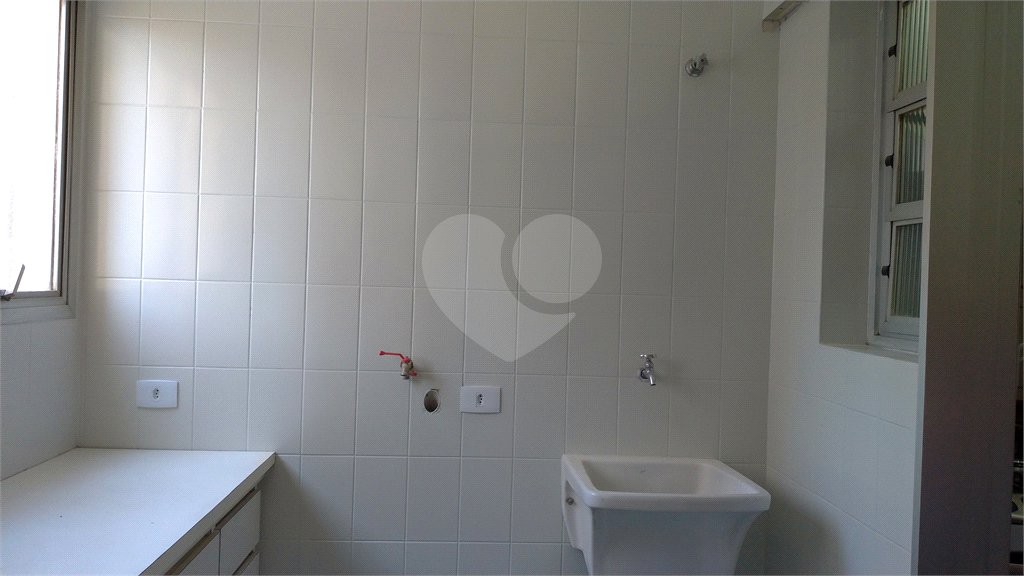 Cobertura à venda com 4 quartos, sendo 3 suítes,  em Vila Andrade, São Paulo, SP