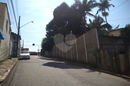 Casa à venda com 3 quartos, sendo 1 suíte,  em Vila Oliveira, Mogi das Cruzes, SP