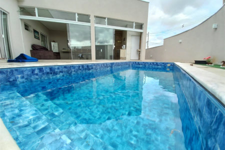 Casa à venda com 3 quartos, sendo 1 suíte,  no condomínio Villagio Milano, Sorocaba - SP
