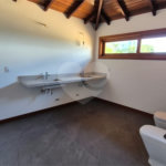 Casa à venda com 8 quartos, sendo 7 suítes, em Ferradura, Armação dos Búzios, RJ