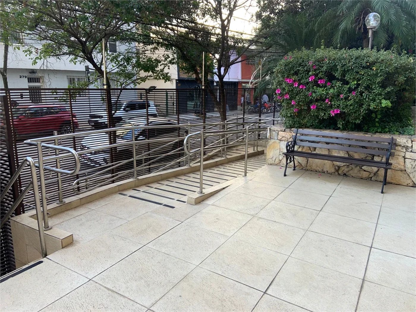 Apartamento à venda com 4 quartos, sendo 3 suítes,  em Pinheiros, São Paulo, SP