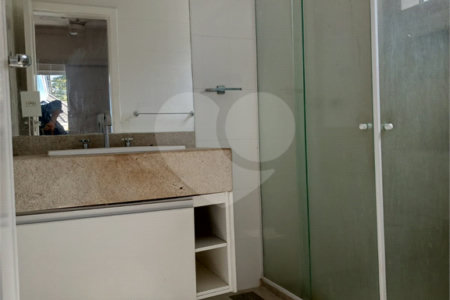 Casa à venda com 4 quartos, sendo 1 suíte, no condomínio Atlantico Sul, Rio de Janeiro - RJ