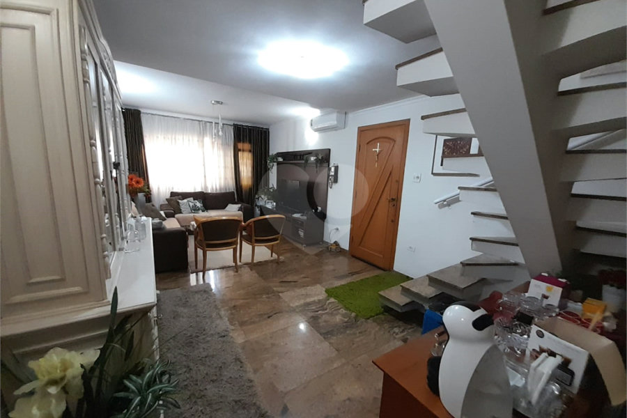 Sobrado à venda com 4 quartos, sendo 1 suíte, em Santana, São Paulo, SP