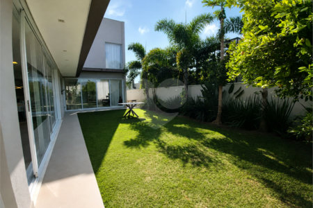 Casa à venda com 3 suítes no condomínio Alphaville Nova Esplanada 1, Votorantim - SP
