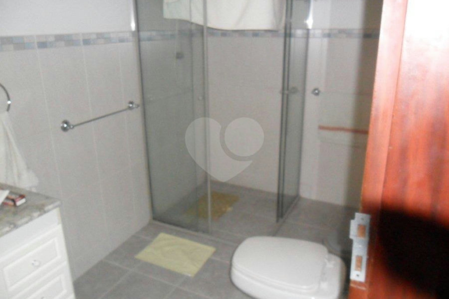 Sobrado à venda com 3 quartos, sendo 1 suíte, em Vila Albertina, São Paulo, SP