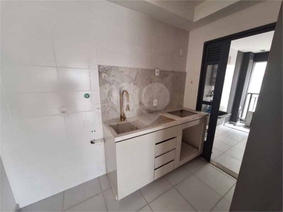 Apartamento à venda com 2 quartos, sendo 1 suíte,  em Vila Esperança, São Paulo, SP