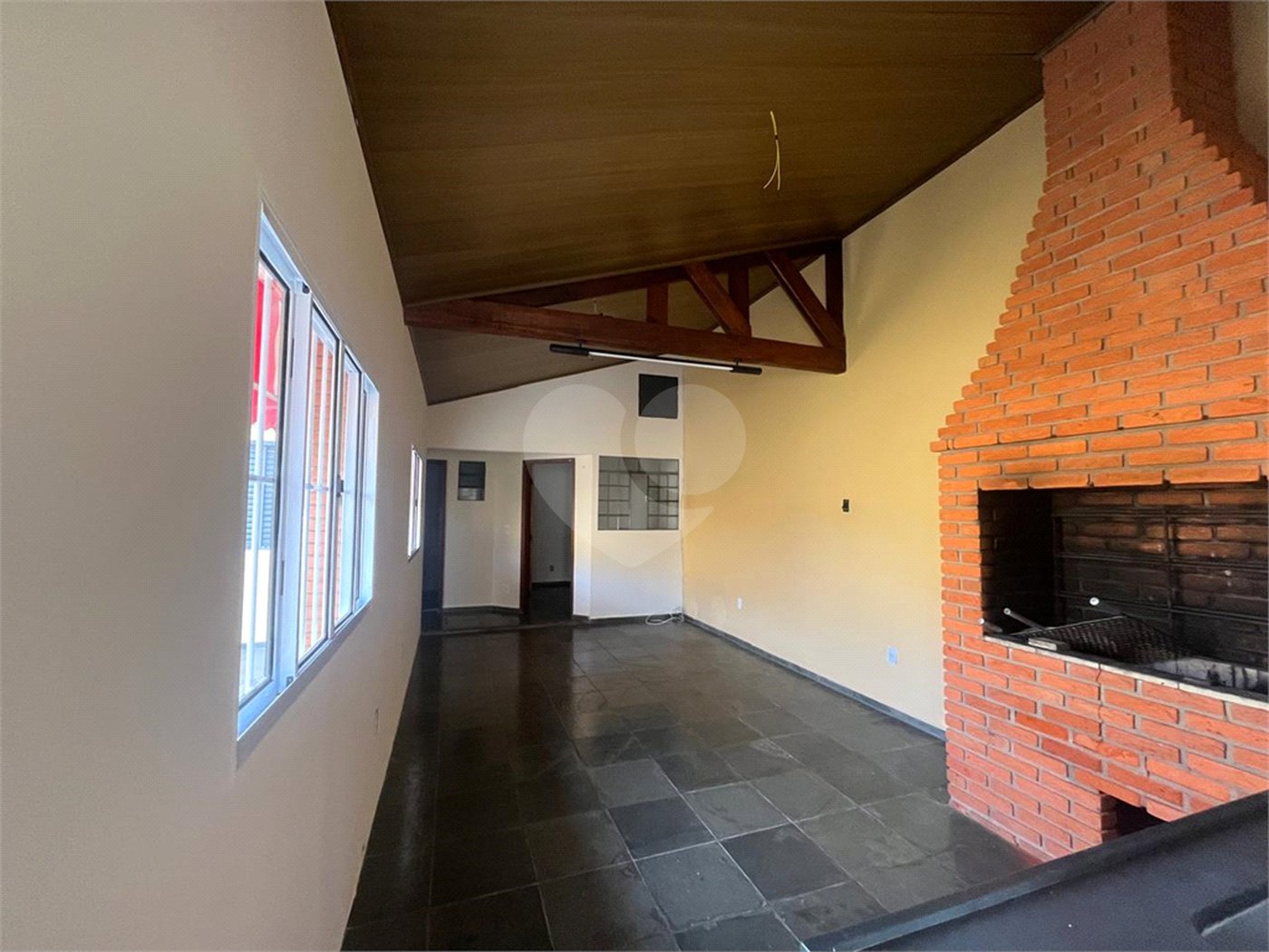 Casa à venda com 5 quartos, sendo 1 suíte, no Centro, Itapetininga, SP