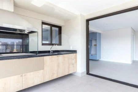 Apartamento à venda com 3 suítes em Moema, São Paulo, SP