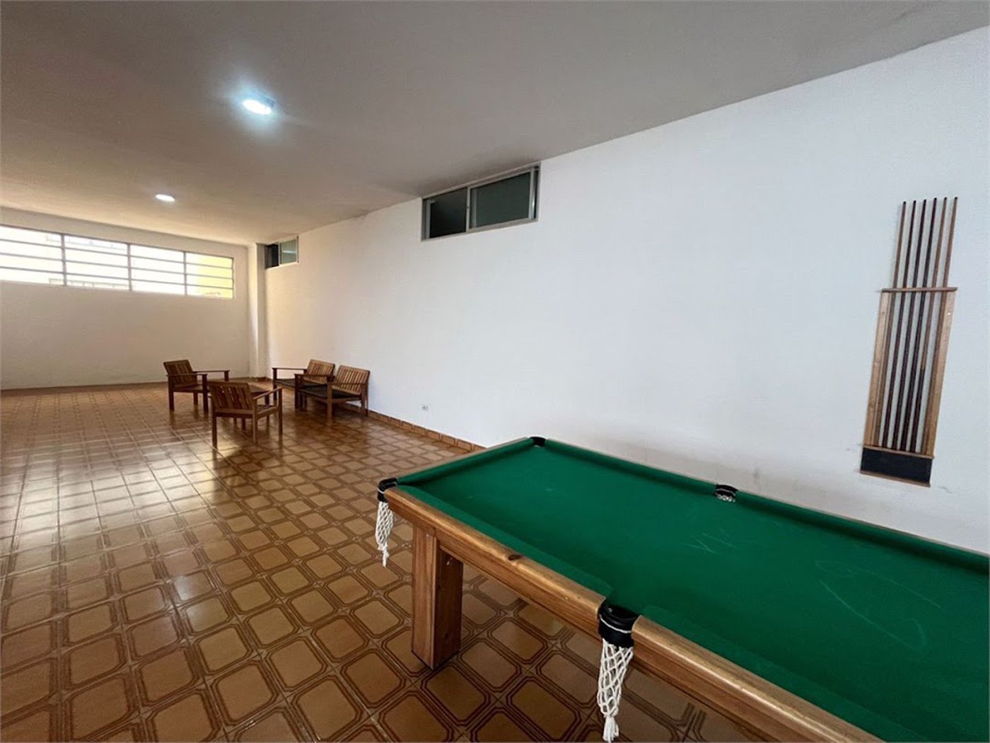 Apartamento com 1 dormitório à venda, 68 m² por R$ 280.000,00 - Pitangueiras - Guarujá/SP