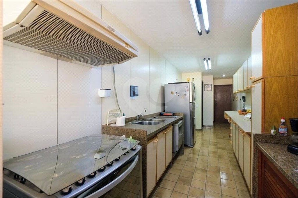 Apartamento à venda com 4 quartos, sendo 1 suíte, em Grajaú, Rio de Janeiro, RJ