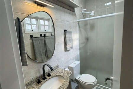 Casa à venda com 3 quartos, sendo 1 suíte, no condomínio Vilage Palmas, São Paulo - SP