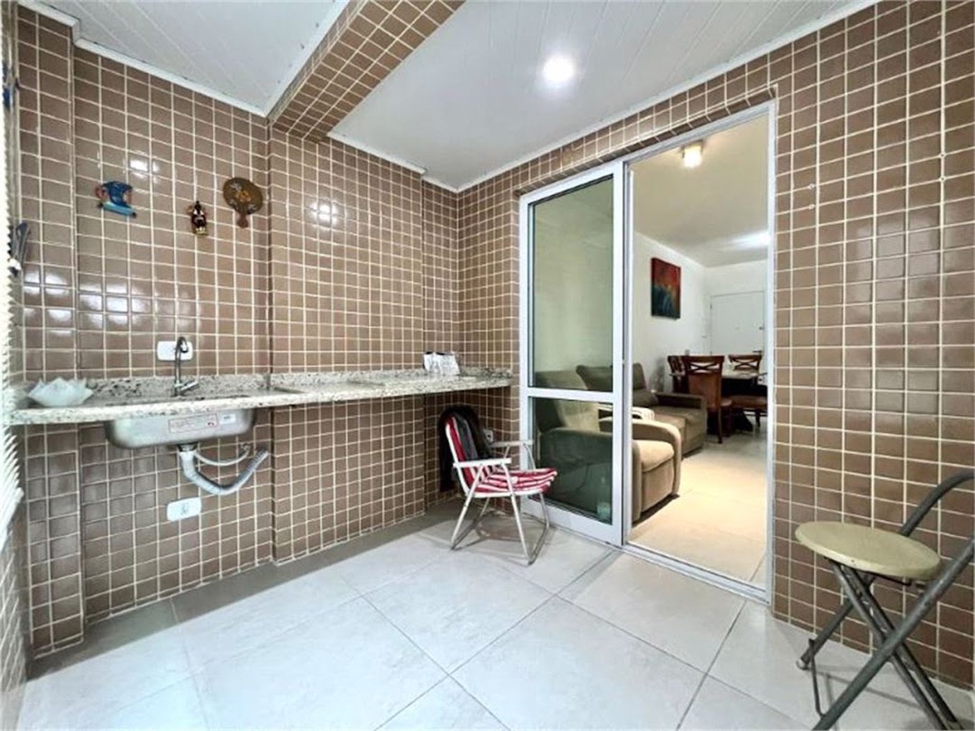 Apartamento Residencial à venda, Vila Guilhermina, Praia Grande - AP1374.