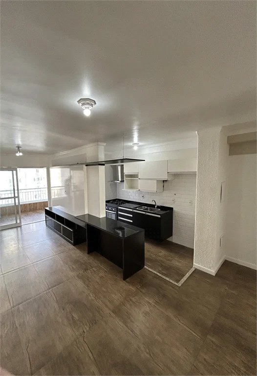 Apartamento à venda com 3 quartos, sendo 1 suíte,  em Jardim Umarizal, São Paulo, SP