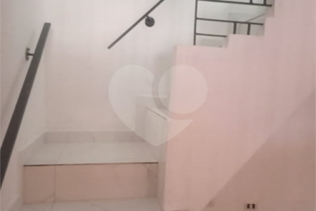 Sobrado à venda com 2 quartos em Vila Mazzei, São Paulo, SP