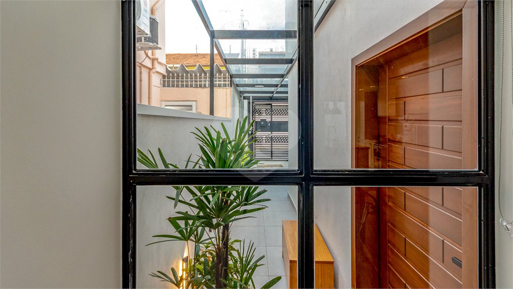 Sobrado à venda com 3 quartos, sendo 1 suíte, em Cidade Monções, São Paulo, SP