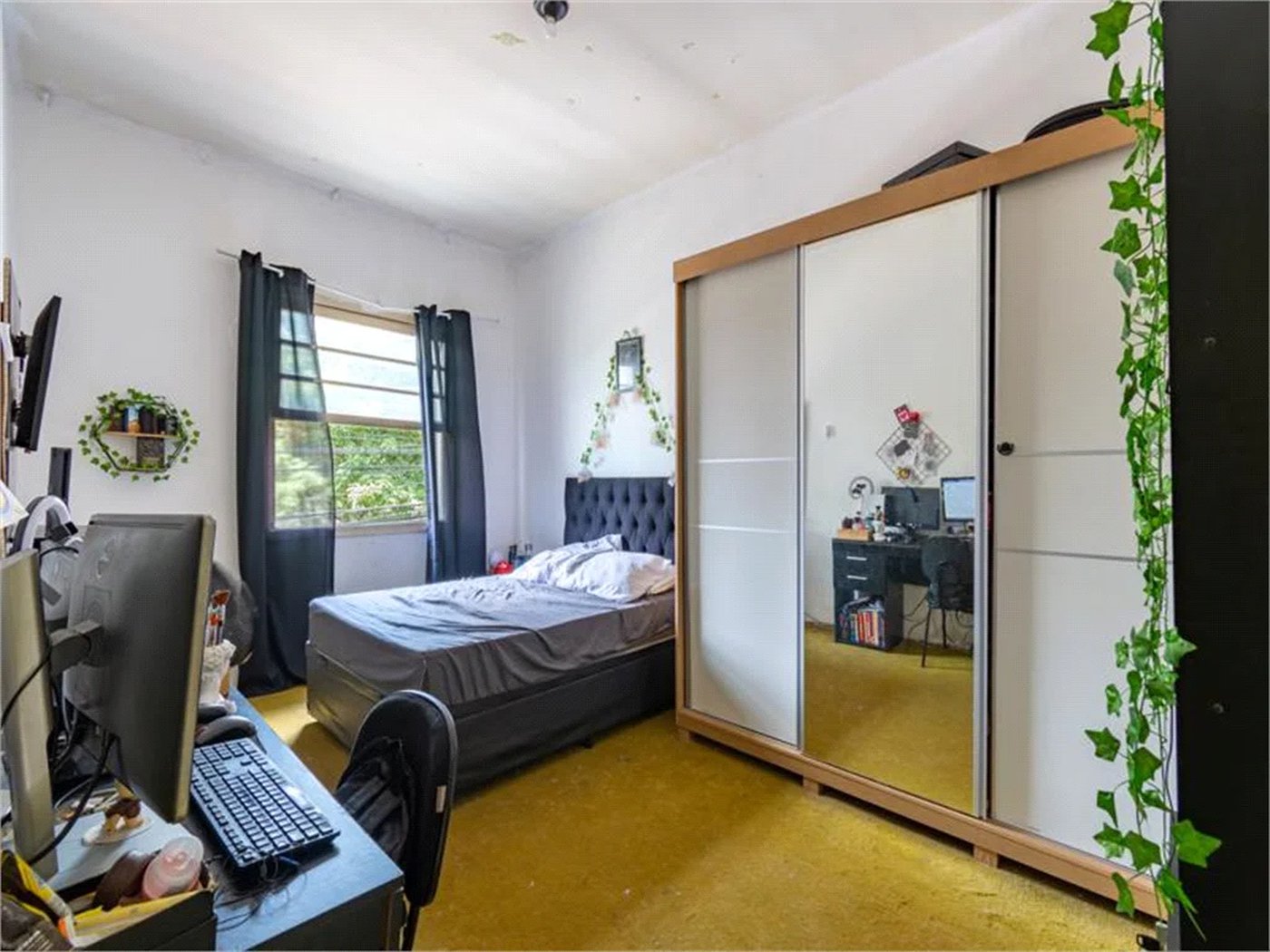 Sobrado à venda com 4 quartos, sendo 1 suíte, em Jardim das Acácias, São Paulo, SP