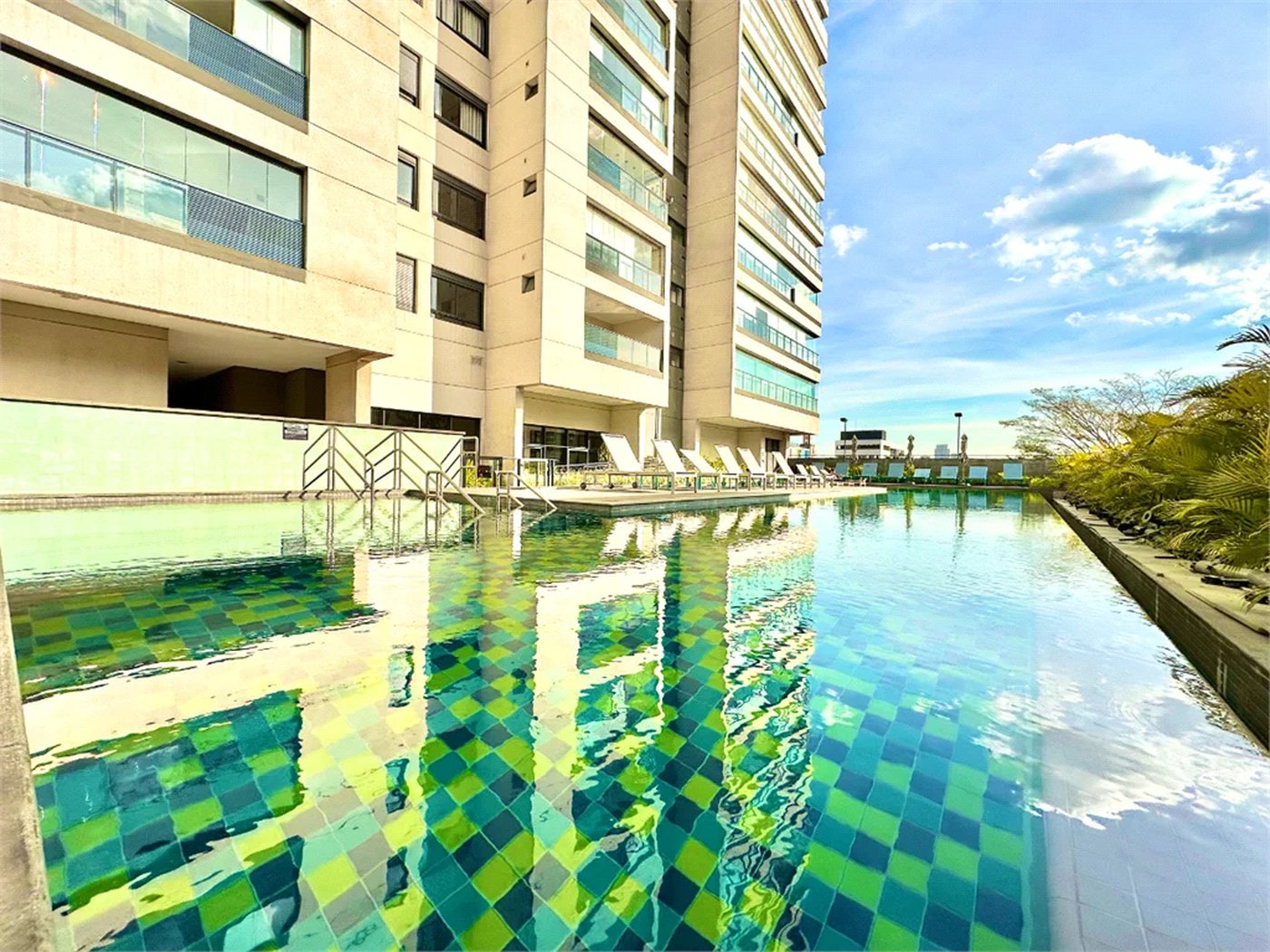 Apartamento à venda com 2 quartos, sendo 1 suíte,  em Cerqueira César, São Paulo, SP