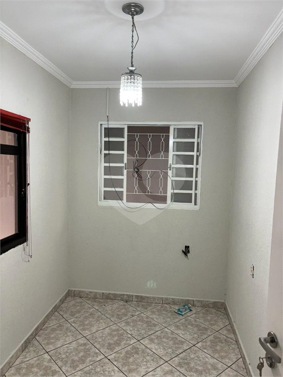 Casa à venda com 3 quartos, sendo 1 suíte, em Jardim São Judas Tadeu, Salto, SP