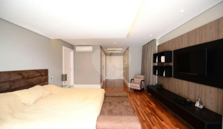 Casa à venda com 5 suítes no condomínio Residencial Tamboré 2, Santana de Parnaíba - SP
