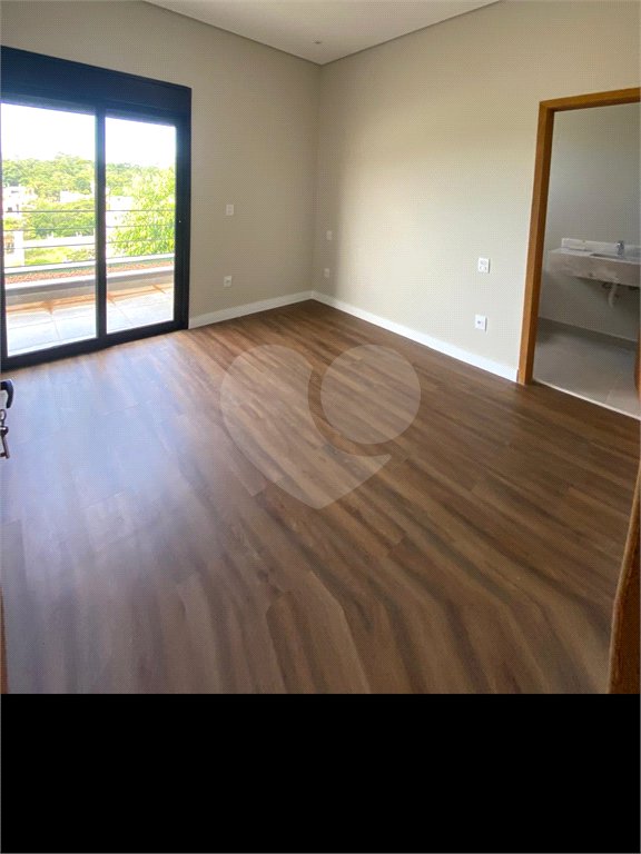 Casa à venda com 3 suítes no condomínio Parque das Camélias, Jundiaí - SP