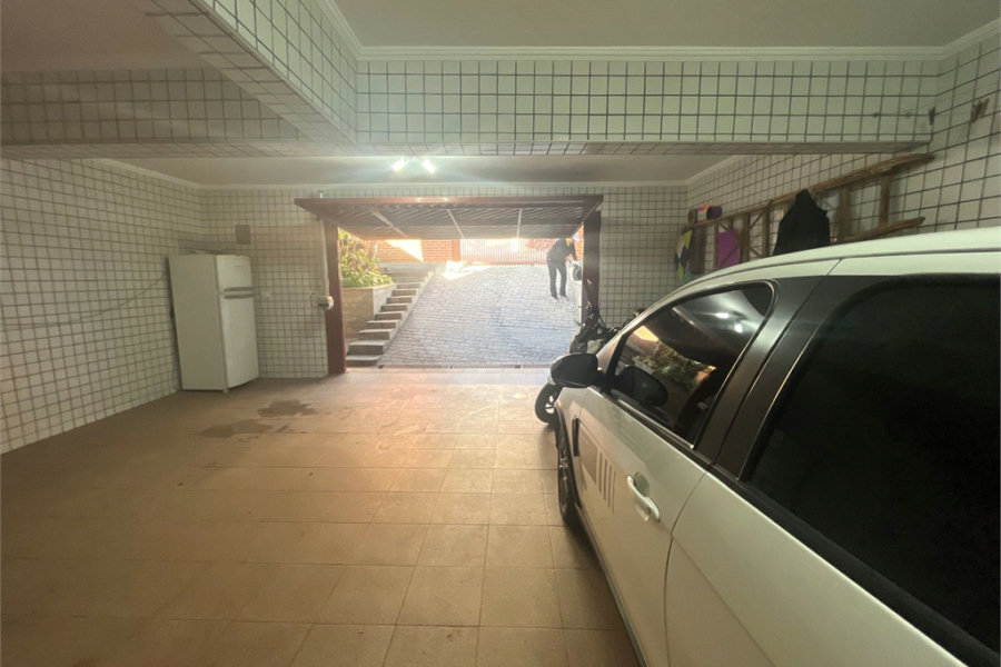 Sobrado à venda com 7 quartos, sendo 1 suíte, em Tremembé, São Paulo, SP