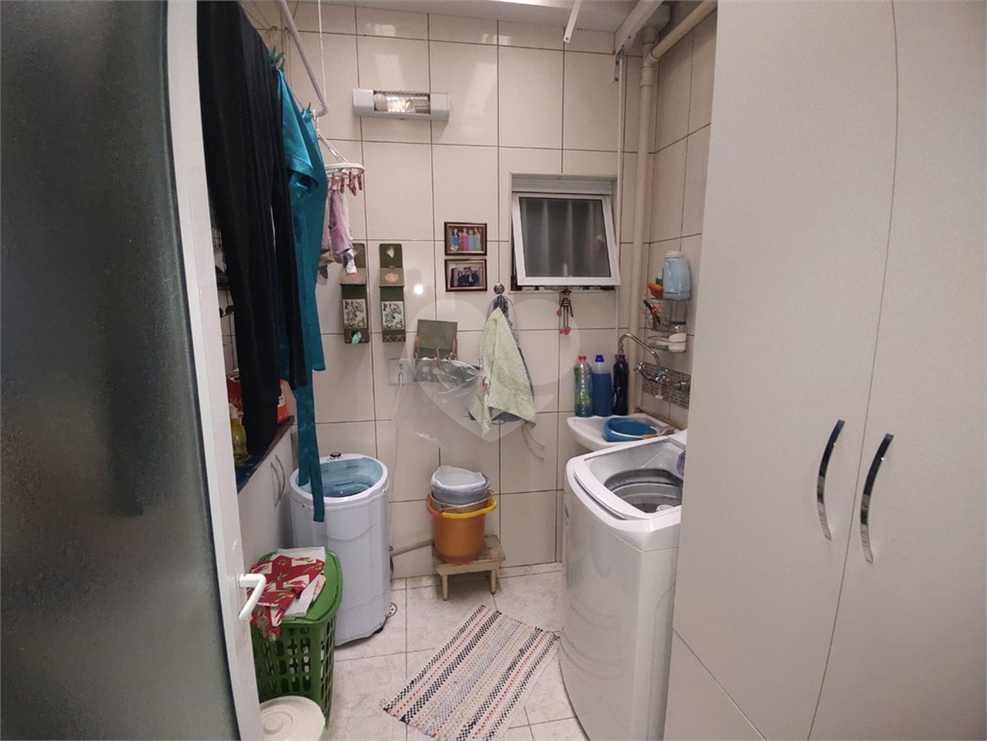 Casa à venda com 3 suítes no condomínio Morada das Hortênsias, São Paulo - SP