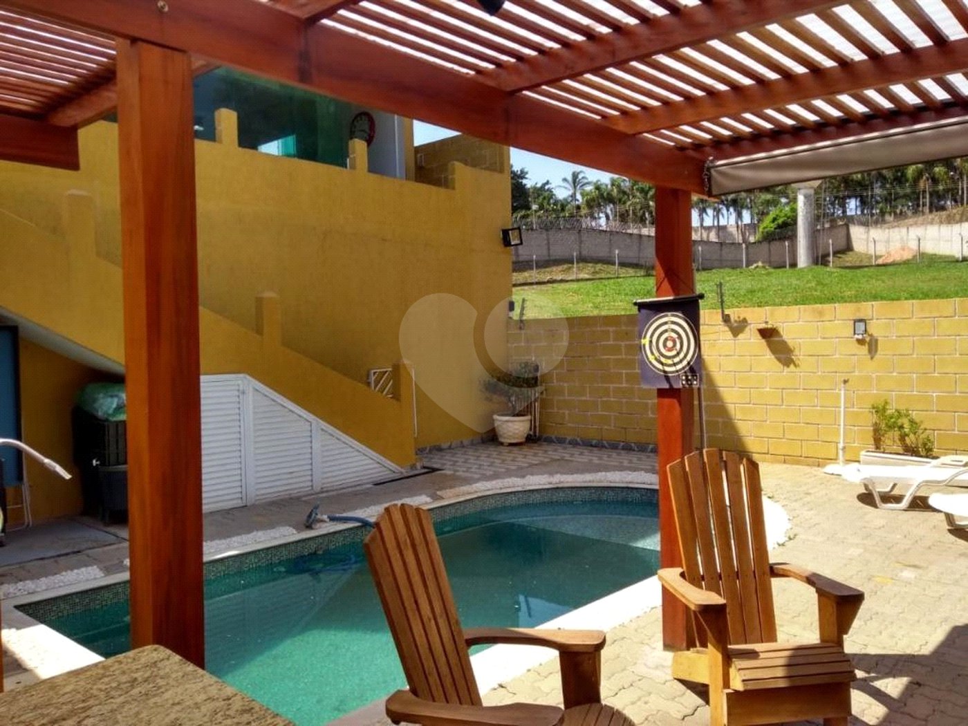 Casa à venda com 2 quartos no condomínio Portal do Bosque, Louveira - SP