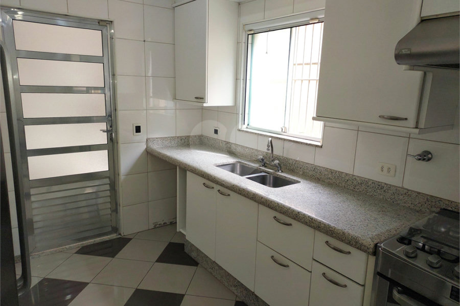 Casa à venda com 3 suítes no condomínio Chácara Francesa, São Paulo - SP