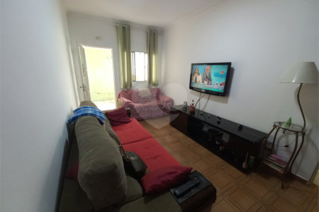 Casa Térrea à venda com 3 quartos em Jardim Maria Virginia, São Paulo, SP