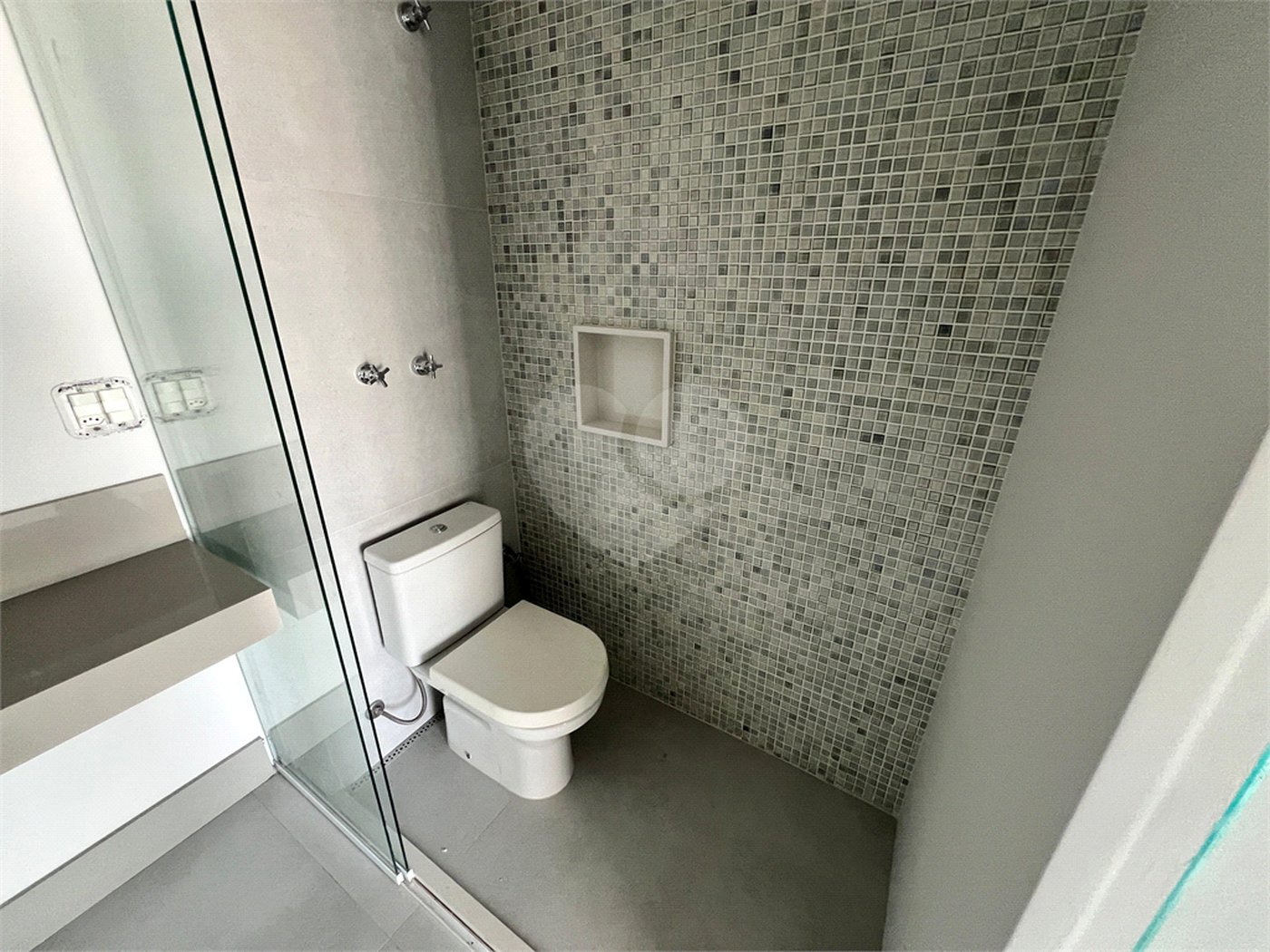 Apartamento à venda com 2 suítes em Indianópolis, São Paulo, SP