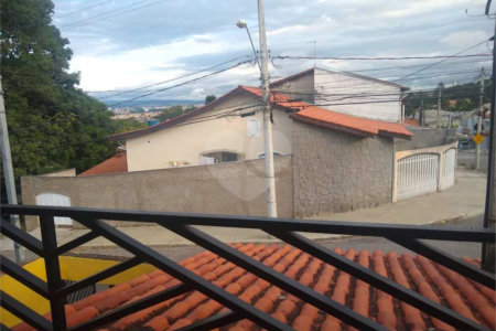 Sobrado à venda com 3 quartos, sendo 1 suíte, em Jardim Santa Luiza, Sorocaba, SP