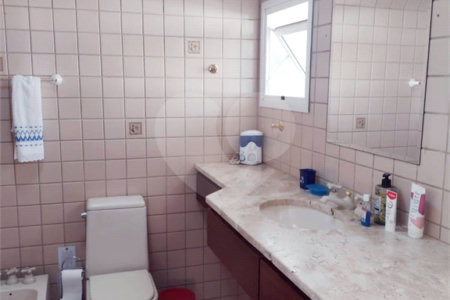 Casa à venda com 5 quartos, sendo 4 suítes, no condomínio Malota, Jundiaí - SP