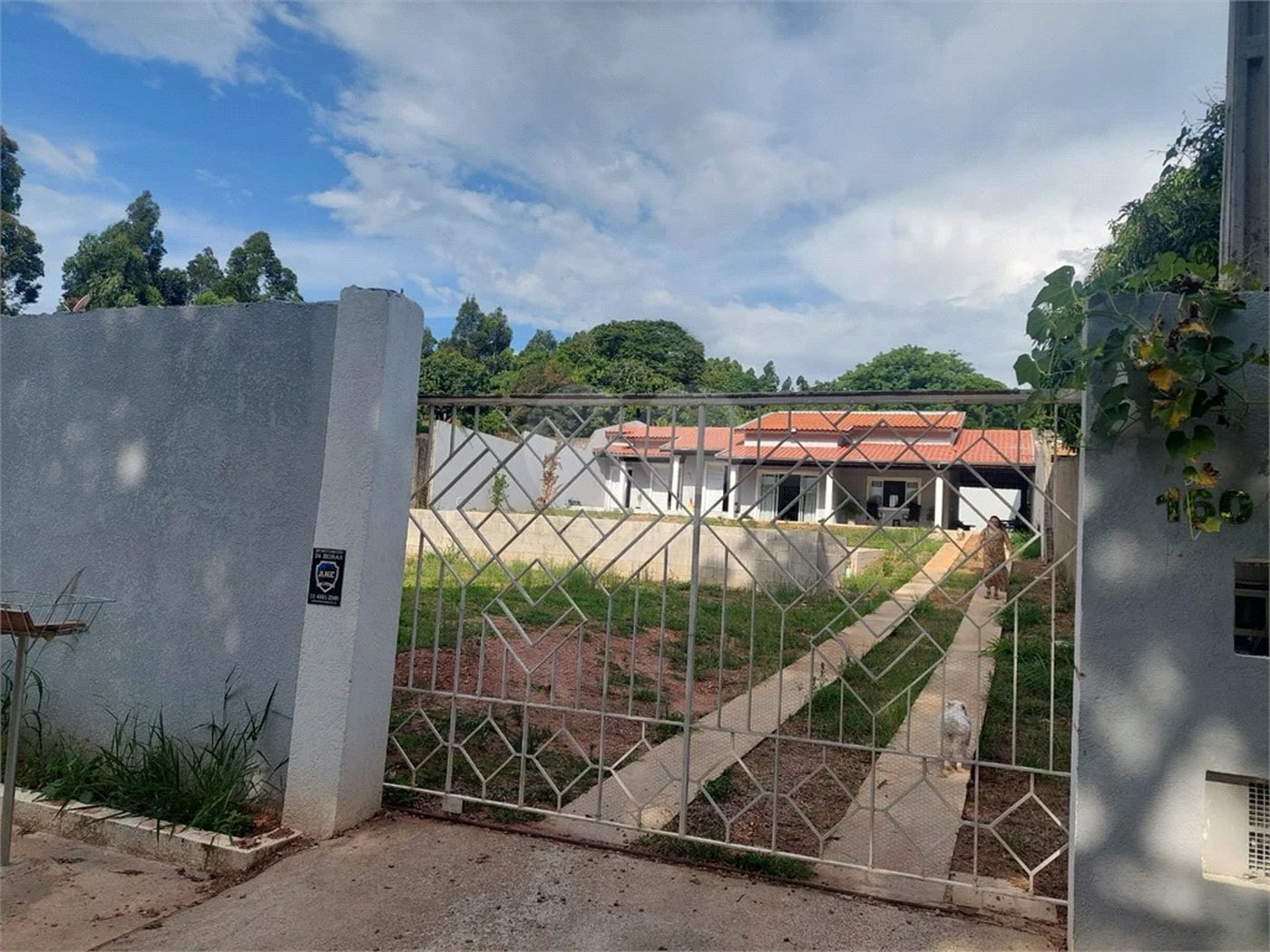 Casa à venda com 4 quartos, sendo 1 suíte, em Minas de Inhandjara, Itupeva, SP