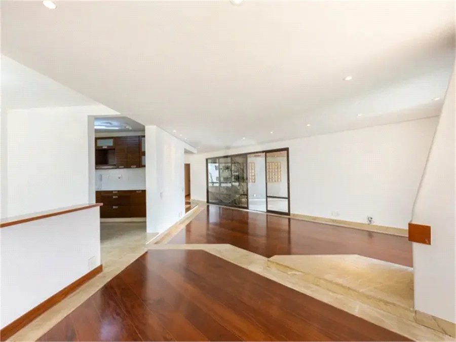 Apartamento à venda ou para alugar com 3 suítes em Real Parque, São Paulo, SP