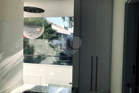 Casa à venda com 3 suítes em São Paulo II, Cotia, SP