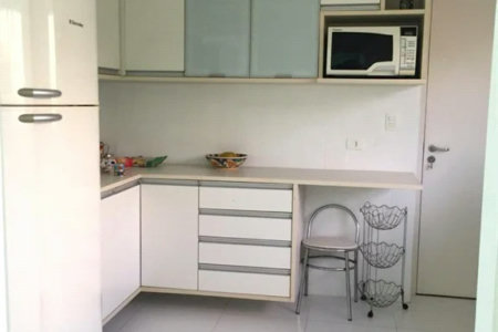 Apartamento à venda com 3 quartos em Pitangueiras, Guarujá, SP