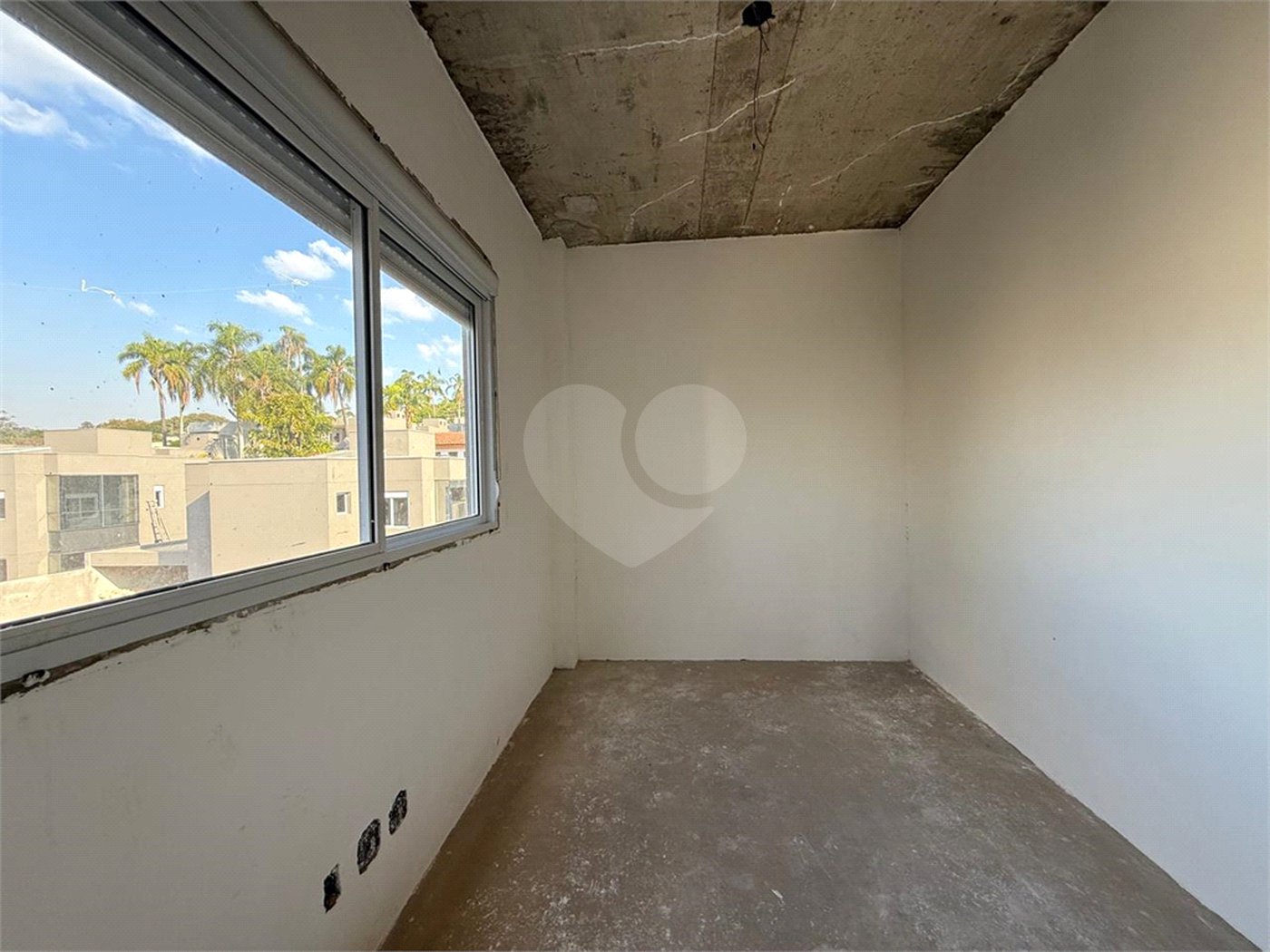 Casa à venda com 3 suítes no condomínio Residencial Floresta, São Paulo - SP
