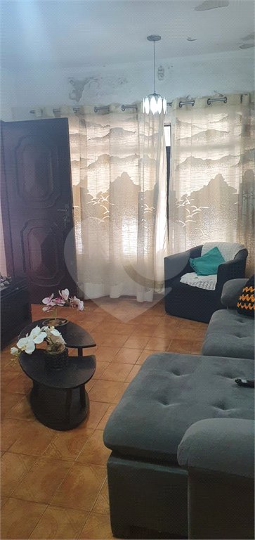 Sobrado à venda com 2 quartos, sendo 1 suíte,  em Anália Franco, São Paulo, SP