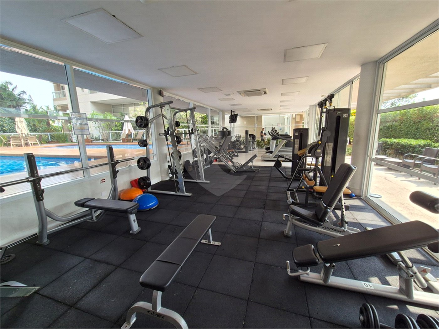 Apartamento à venda com 3 suítes em Campo Belo, São Paulo, SP
