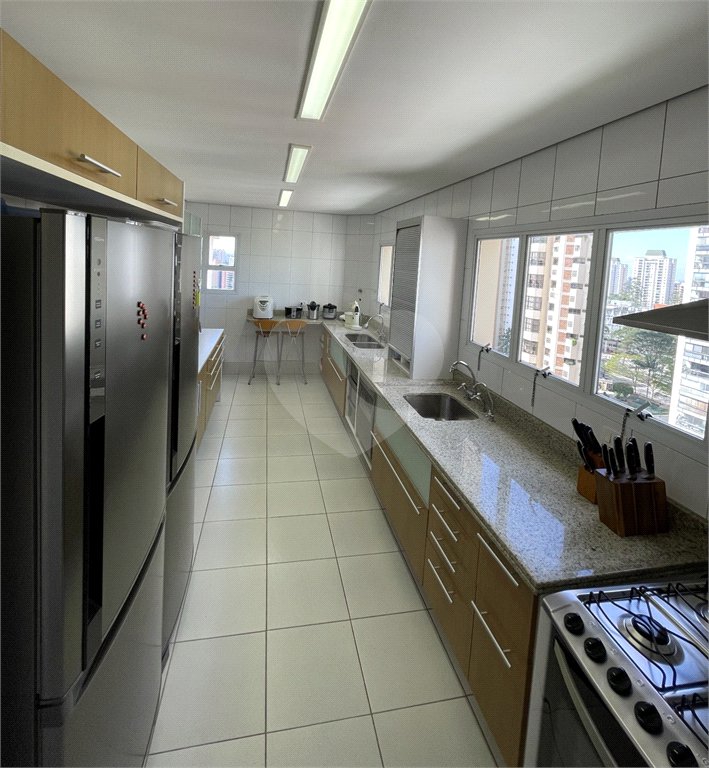 Apartamento à venda com 4 suítes em Vila Suzana, São Paulo, SP