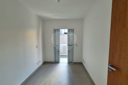 Apartamento à venda com 2 quartos em Vila Mangalot, São Paulo, SP