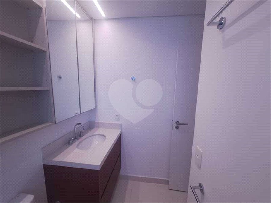 Apartamento à venda com 1 suíte em Moema, São Paulo, SP
