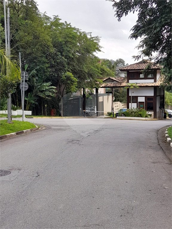 Terreno à venda no condomínio Itaguaçu da Cantareira, São Paulo - SP