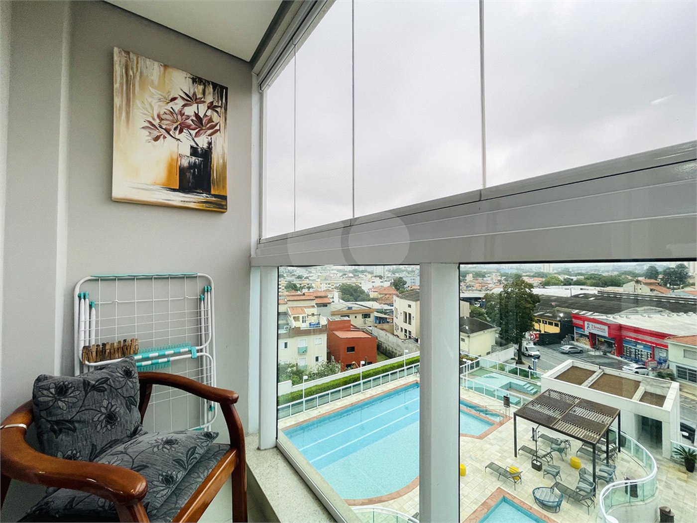 Apartamento à venda com 2 suítes em Vila Scarpelli, Santo André, SP